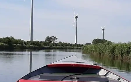 66cc4889333bae49d78d95fd_foto-boot-en-water2 66cc4889333bae49d78d95fd_foto-boot-en-water2